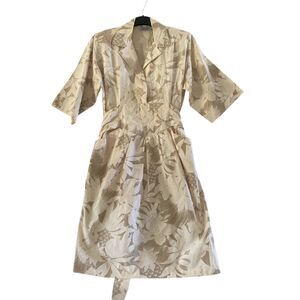 VGT‎ Bruce Wayne Floral Dress Tan Belted 3/4 Sleeve Collared Made in USA